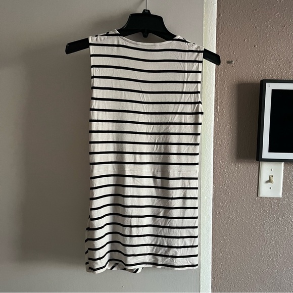 Banana Republic top - Picture 4 of 4